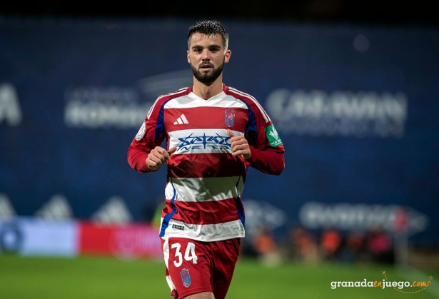 Lucas Pérez apareció en el once titular (LOF) Lucas Pérez apareció en el once titular (LOF)