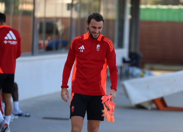 Miquel tendrá que esperar una jornada más para reaparecer (J. AZCOYTIA) Miquel tendrá que esperar una jornada más para reaparecer (J. AZCOYTIA)