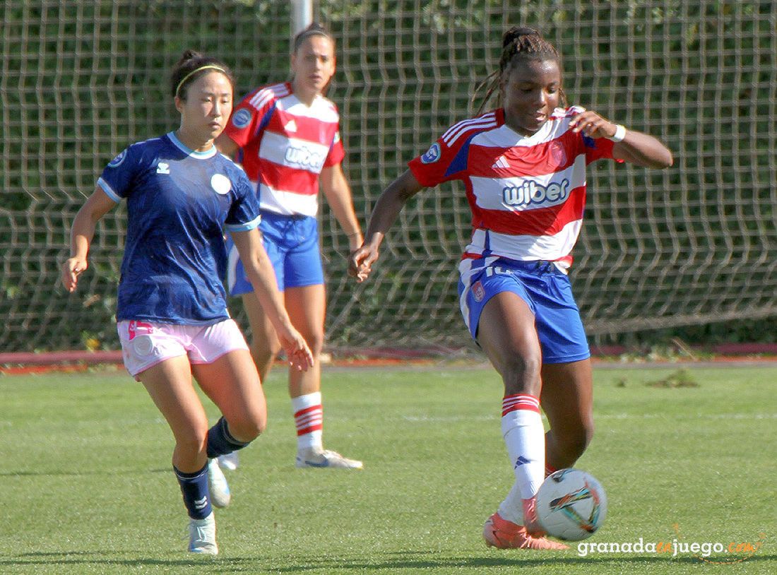 Imade sigue marcando goles con el Granada (J. PALMA)