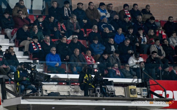 Los derechos televisivos son una importante fuente de ingresos para los clubes (JOSÉ M. BALDOMERO) Los derechos televisivos son una importante fuente de ingresos para los clubes (JOSÉ M. BALDOMERO)