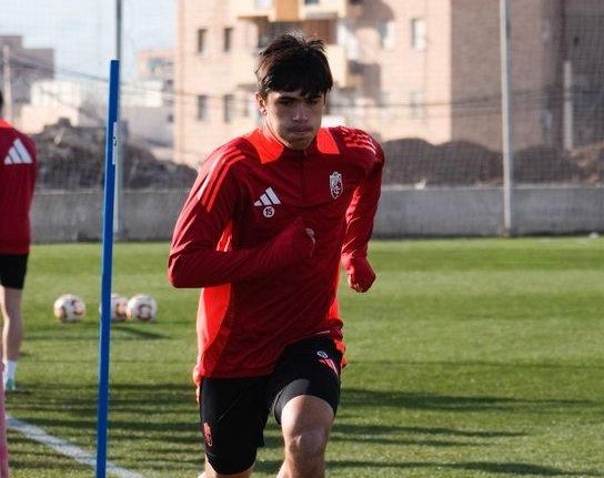 El Recre ya ha regresado al trabajo (GRANADA CF) El Recre ya ha regresado al trabajo (GRANADA CF)