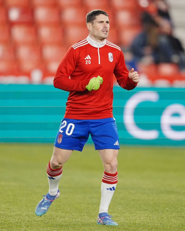 Sergio Ruiz suplió la ausencia por sanción de Hongla (GCF) Sergio Ruiz suplió la ausencia por sanción de Hongla (GCF)