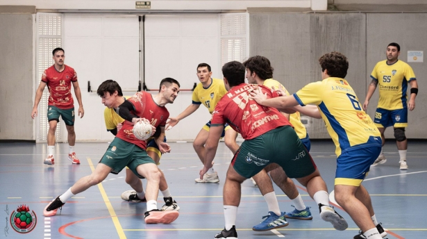El MLG BM Ciudad de Granada quiere iniciar el año con triunfo (BM CIUDAD DE GRANADA)