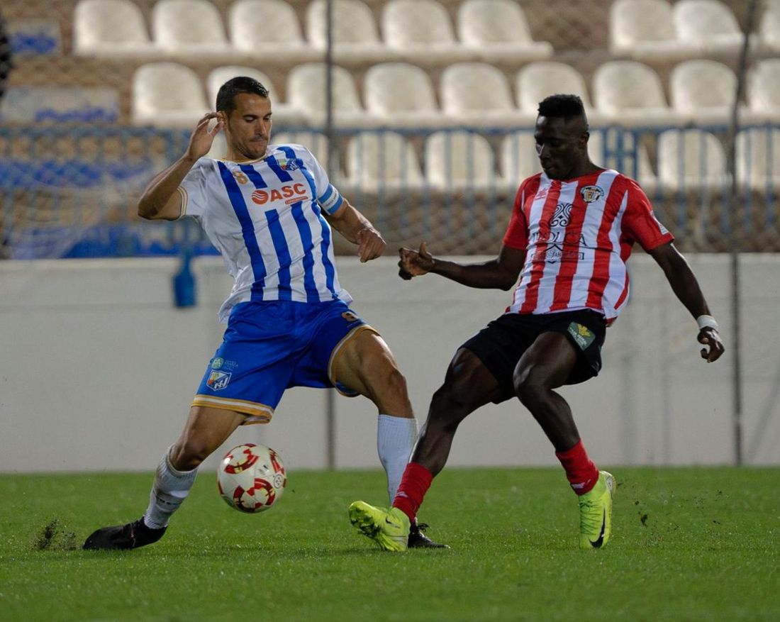 El Motril quiere empezar el año con victoria (CF MOTRIL)