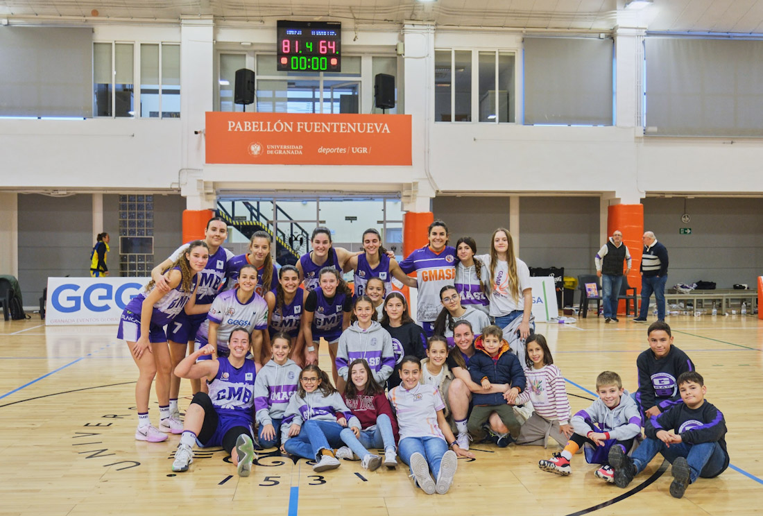 El GMASB celebra el triunfo (ALBAYDA FOTOGRAFÍA)