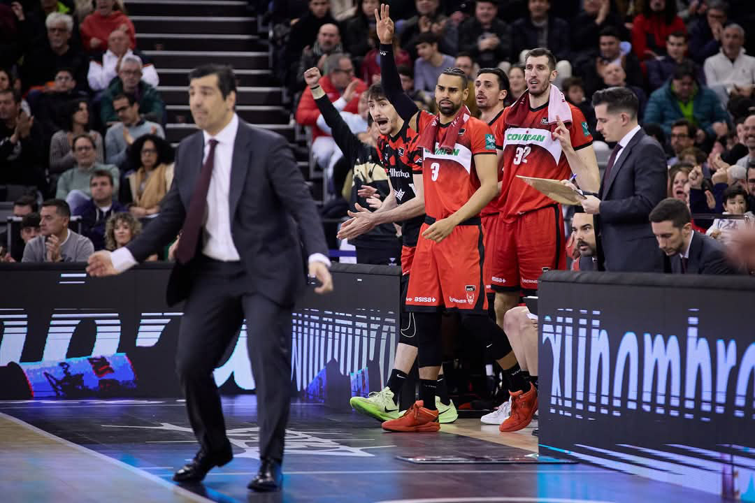 Pablo Pin durante el partido (FERMÍN RODRÍGUEZ / COVIRÁN GRANADA)
