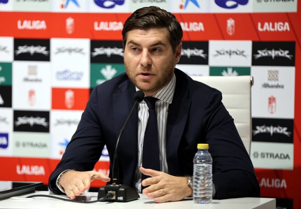 Matteo Tognozzi en un momento de la rueda de prensa de presentación de Abde (JOSÉ ANDRÉS FERNÁNDEZ) Matteo Tognozzi en un momento de la rueda de prensa de presentación de Abde (JOSÉ ANDRÉS FERNÁNDEZ)