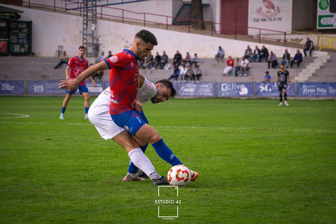 Carmelo Merenciano durante un partido con el Villarrobledo (STUDIO 43(