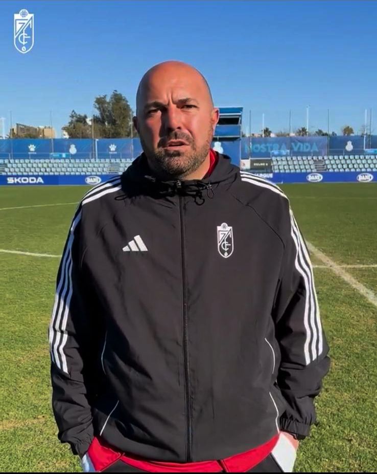 El entrenador del Granada CF juvenil, Raúl Barroso (GCF)