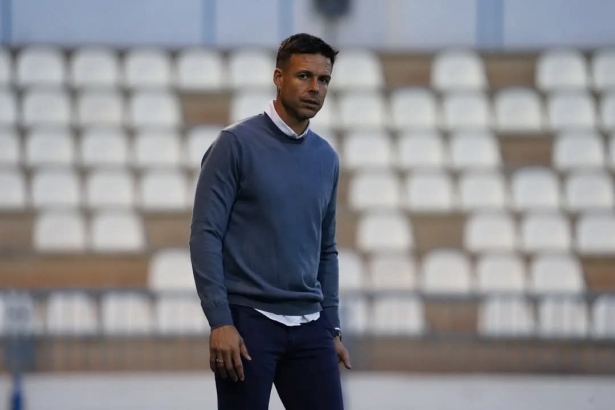 El entrenador del CF Motril, Manu del Moral (CF MOTRIL) 