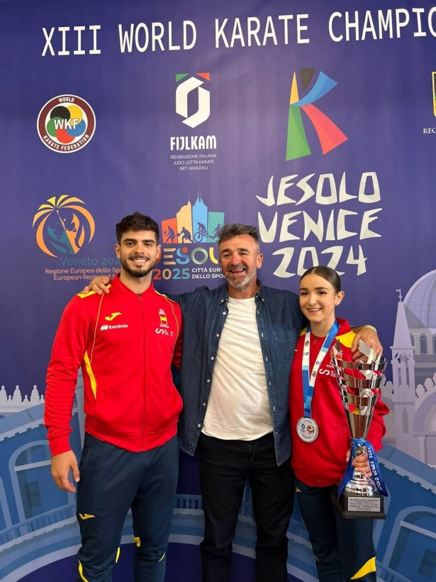 Karatekas granadinos se preparan para el Europeo de Polonia (AYUNTAMIENTO) Karatekas granadinos se preparan para el Europeo de Polonia (AYUNTAMIENTO)