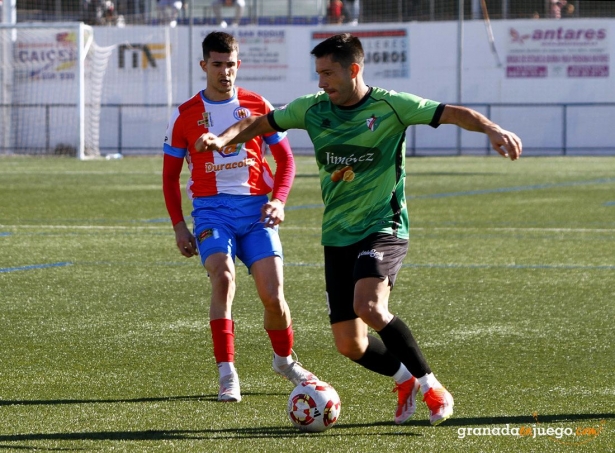 El Huétor Vega tratará de dar la sorpresa ante el líder (J. PALMA) El Huétor Vega tratará de dar la sorpresa ante el líder (J. PALMA)