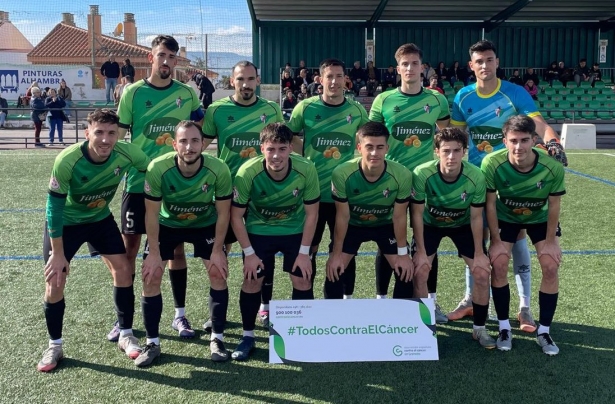 El CD Huétor Vega perdió ante el líder (CD HUÉTOR VEGA) El CD Huétor Vega perdió ante el líder (CD HUÉTOR VEGA)