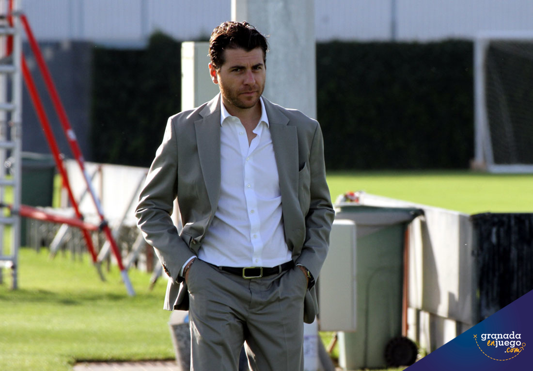 Matteo Tognozzi en la Ciudad Deportiva del Granada CF durante un entrenamiento (J. PALMA)