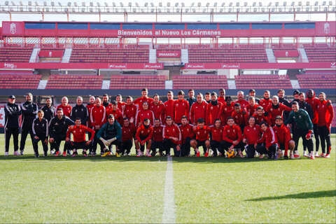 Equipo del Granada CF de LaLiga Genuine (GCF) Equipo del Granada CF de LaLiga Genuine (GCF)