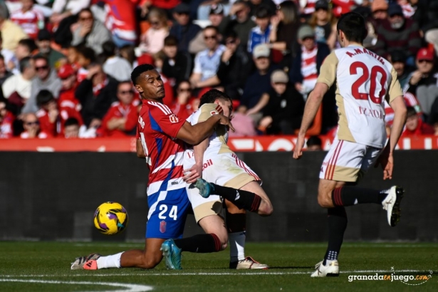 Williams volvió a ser de los más destacados ante el Mirandés (JOSÉ M. BALDOMERO) Williams volvió a ser de los más destacados ante el Mirandés (JOSÉ M. BALDOMERO)
