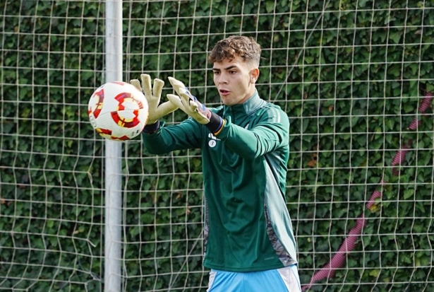 Árbol espera que el equipo rompa la racha en la siguiente jornada (GRANADA CF) Árbol espera que el equipo rompa la racha en la siguiente jornada (GRANADA CF)