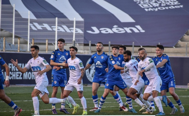 El Arenas de Armilla plantó cara al Real Jaén (REAL JAEN) 