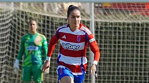 La rojiblanca ha abandonado la concentración de la Selección (GRANADA CF)