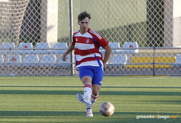 El Granada CF juvenil incapaz de romper su mala dinámica (J. PALMA) El Granada CF juvenil incapaz de romper su mala dinámica (J. PALMA)