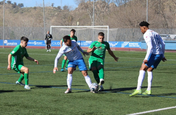 El Loja sigue con su línea ascendente (PACO CASTILLO) El Loja sigue con su línea ascendente (PACO CASTILLO)