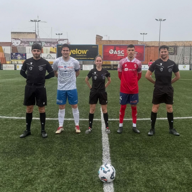 El Churriana se llevó el derbi ante el Loja (CHURRIANA CF) El Churriana se llevó el derbi ante el Loja (CHURRIANA CF)