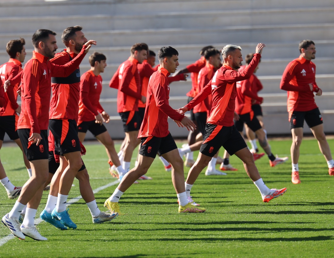 Stoochkov vuelve a una convocatoria tras dos jornadas fuera (J. AZCOYTIA)
