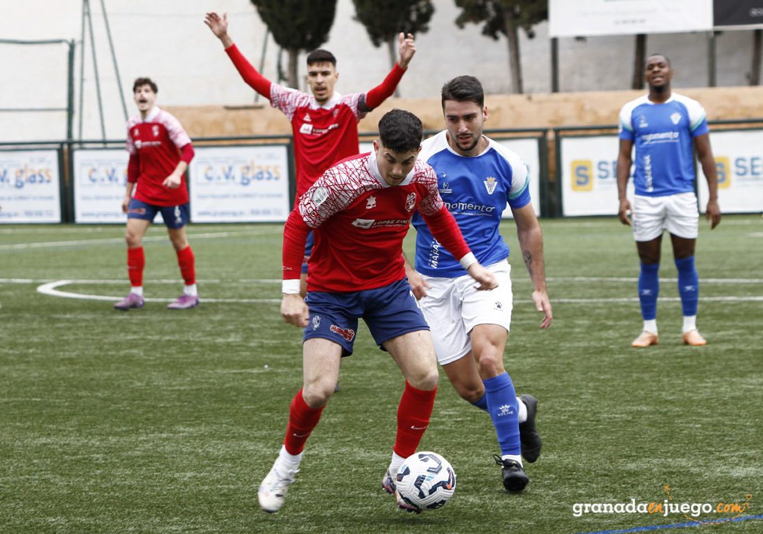 El Churriana se llevó un intenso derbi (J. PALMA)