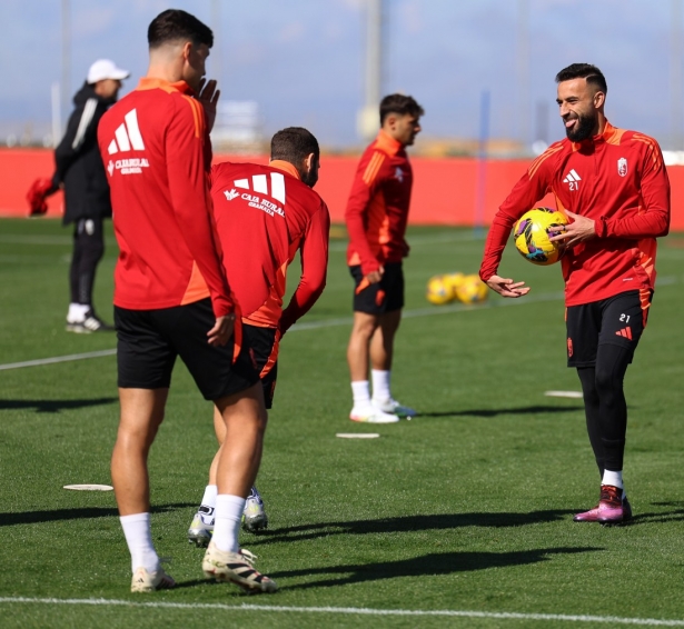 El equipo vuelve el martes al trabajo (J. AZCOYTIA) El equipo vuelve el martes al trabajo (J. AZCOYTIA)