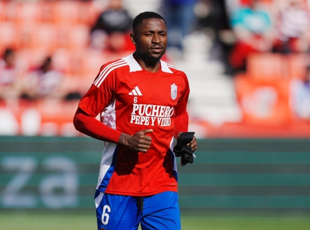 Hongla regresó al once (GRANADA CF)