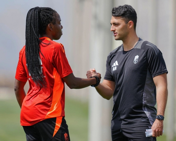 El Granada femenino quiere otro triunfo (GRANADA CF)