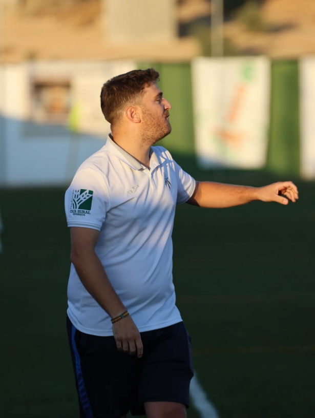 El entrenador del Villanueva Mesía CF, Melchor González (JOSÉ ANDRÉS FERNÁNDEZ) El entrenador del Villanueva Mesía CF, Melchor González (JOSÉ ANDRÉS FERNÁNDEZ)