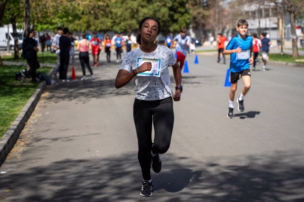 Alumnado del Padre Manjón organiza una carrera para salvar la vida de una joven de Guinea. (JUNTA DE ANDALUCÍA)