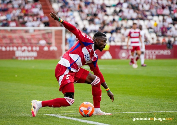 Hongla completó un buen partido en el Belmonte (LOF)