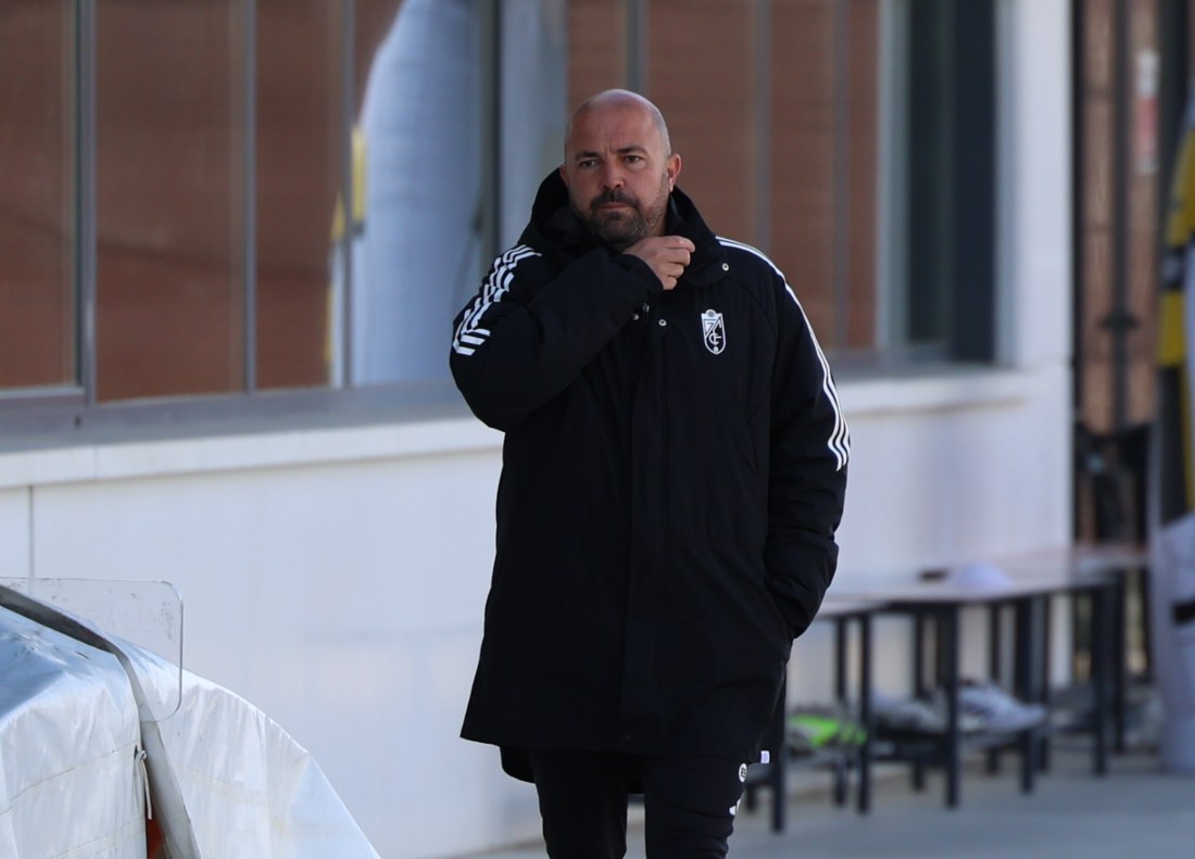 Barroso espera que su equipo siga compitiendo (J. AZCOYTIA)