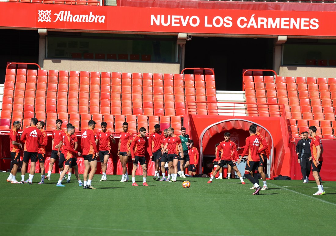 El equipo vuelve el martes al trabajo (J. AZCOYTIA)