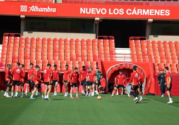 El equipo vuelve el martes al trabajo (J. AZCOYTIA) El equipo vuelve el martes al trabajo (J. AZCOYTIA)