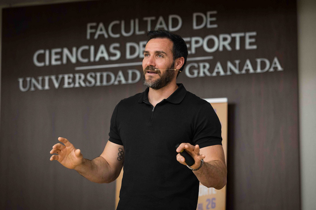 Conferencia de Saúl Craviotto en la Facultad del Deporte de la Universidad de Granada (PLAY GRANADA)