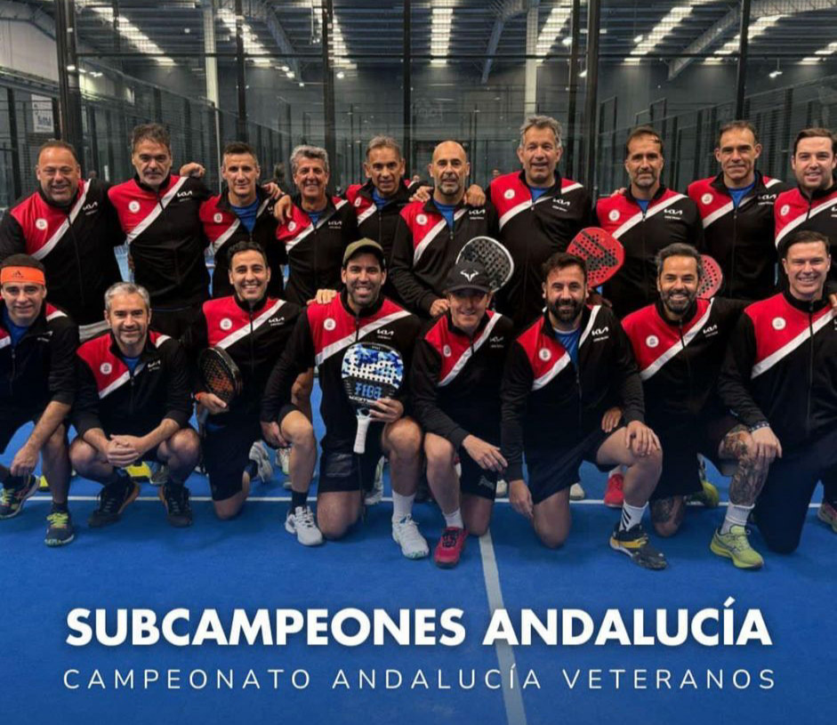 Foto de familia del equipo 