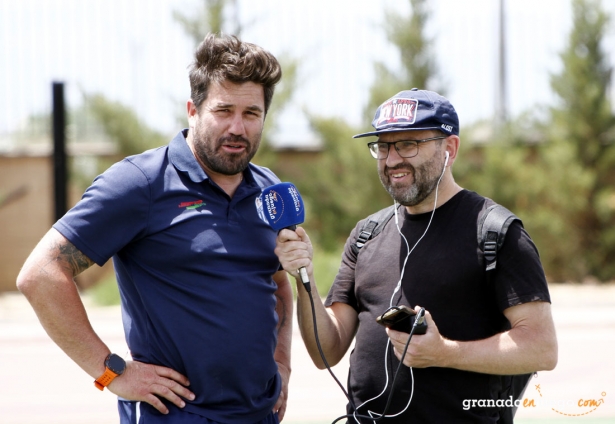 Luis Torres, entrenador del CD Santa Fe, en un momento de la entrevista (J. PALMA)