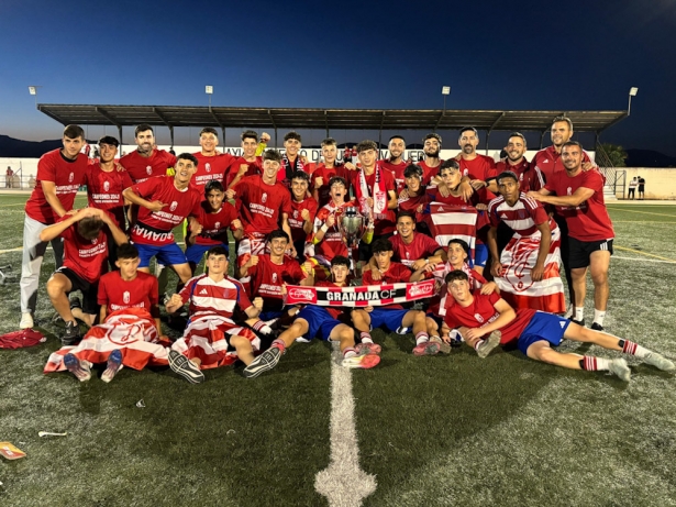 El Granada CF cadete se ha proclamado campeón de División de Honor (GCF) El Granada CF cadete se ha proclamado campeón de División de Honor (GCF)