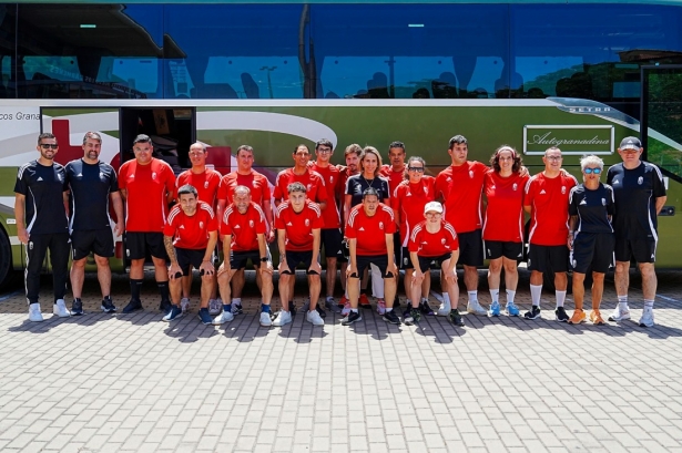 El equipo Genuine ha partido hacia tierras vascas (GRANADA CF) El equipo Genuine ha partido hacia tierras vascas (GRANADA CF)