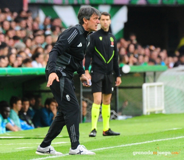 Pacheta en un momento del encuentro ante el Racing (LOF) Pacheta en un momento del encuentro ante el Racing (LOF)