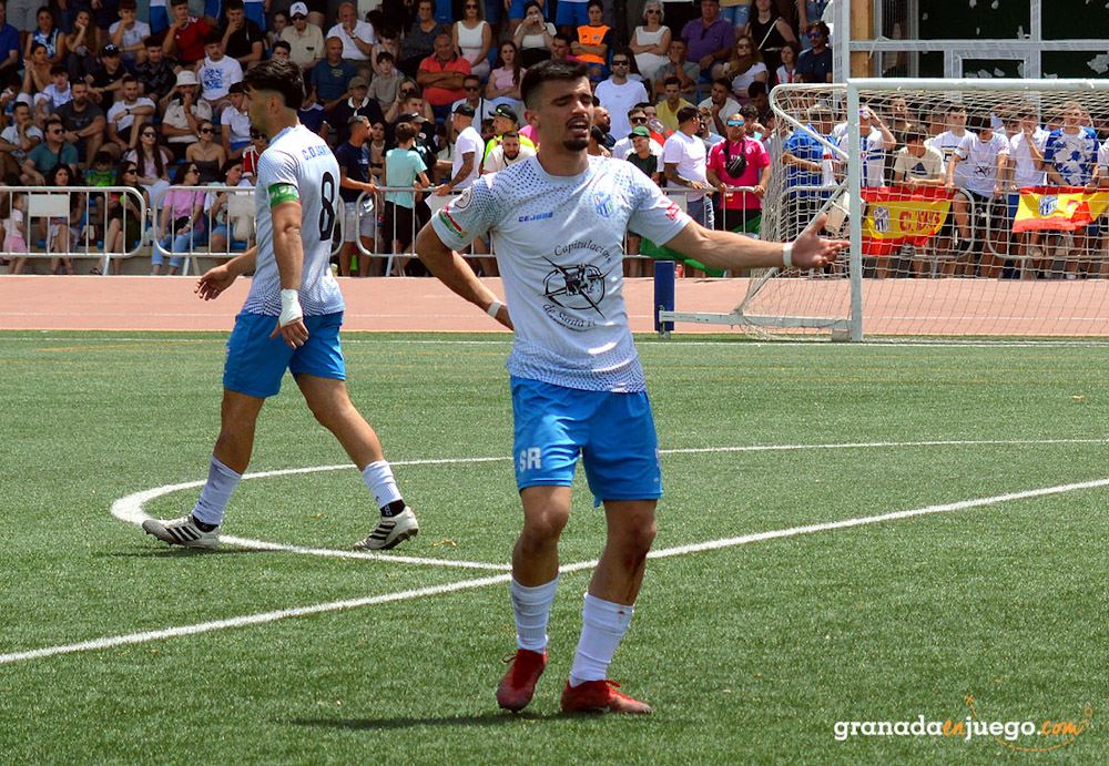 Jaime en un lance del partido (D. CONTRERAS)