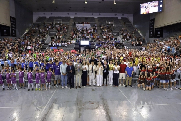 Clausura de los Juegos Deportivos Municipales (AYUNTAMIENTO DE GRANADA) Clausura de los Juegos Deportivos Municipales (AYUNTAMIENTO DE GRANADA)