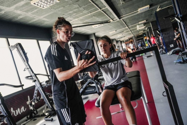 El Granada femenino ya está en marcha (GRANADA CF) El Granada femenino ya está en marcha (GRANADA CF)