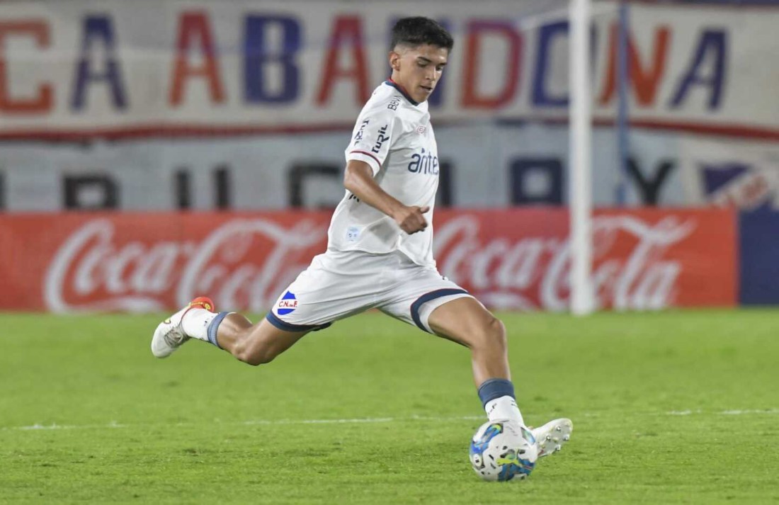 Helguera durante su etapa en Nacional 