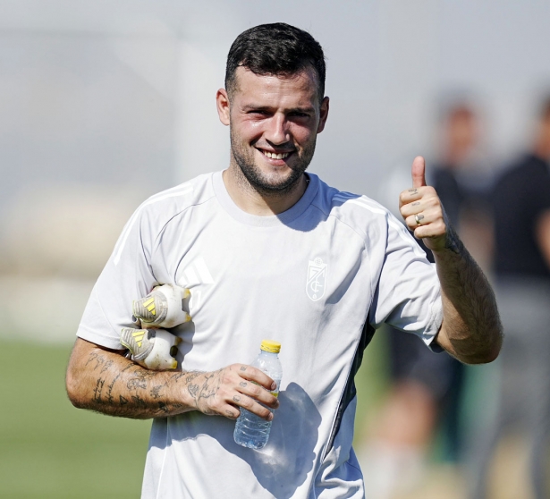 Arnaiz entrena con normalidad a las órdenes del técnico Pacheta (GCF) Arnaiz entrena con normalidad a las órdenes del técnico Pacheta (GCF)