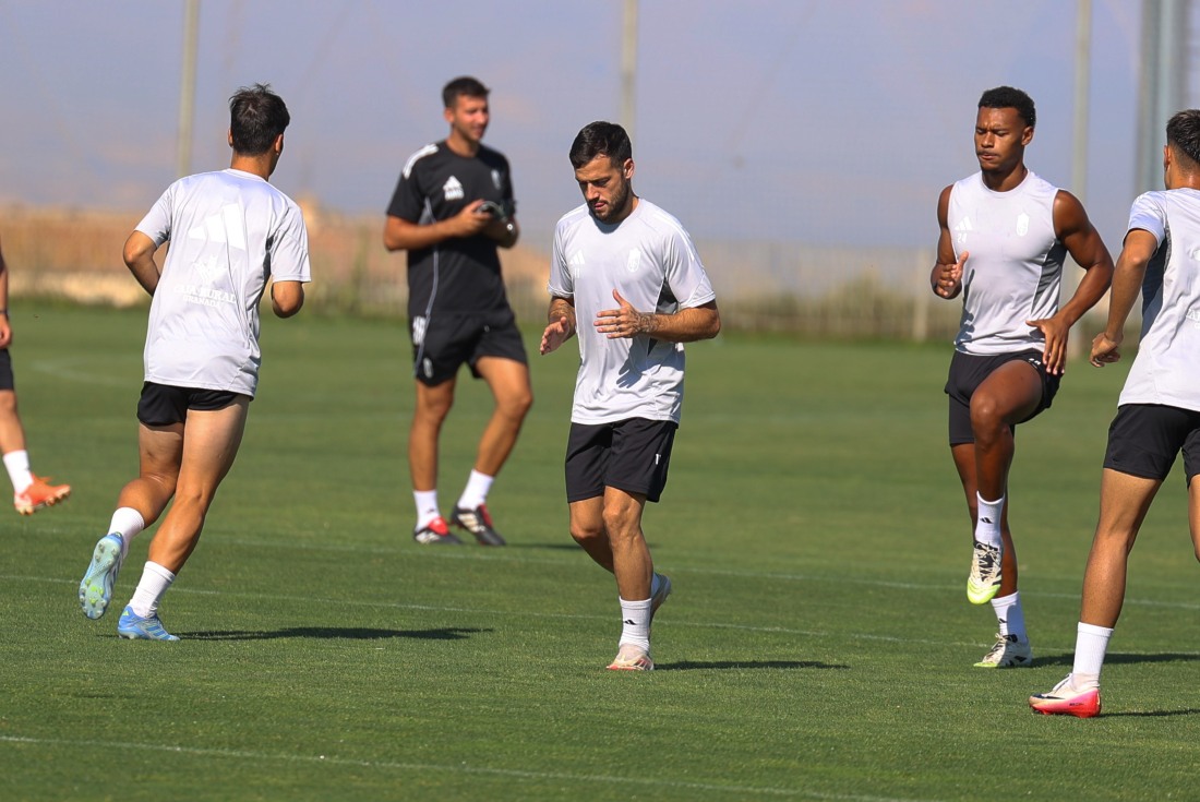 Arnáiz ya trabaja con el grupo (J. AZCOYTIA)