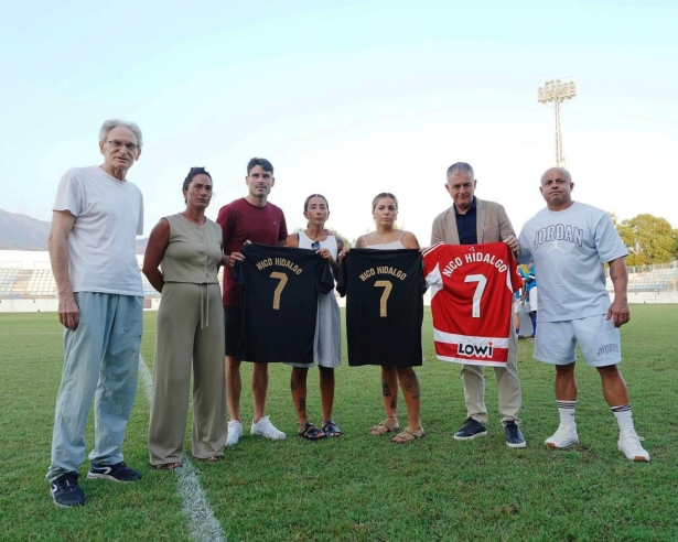 El Granada estuvo presente en el Memorial a Nico Hidalgo (GRANADA CF) El Granada estuvo presente en el Memorial a Nico Hidalgo (GRANADA CF)